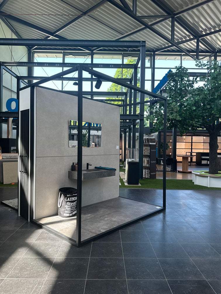 martin-meier-baukeramik-ausstellung-bad-waschbecken
