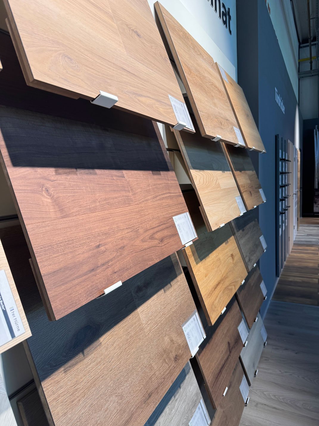 martin-meier-baukeramik-ausstellung-laminat