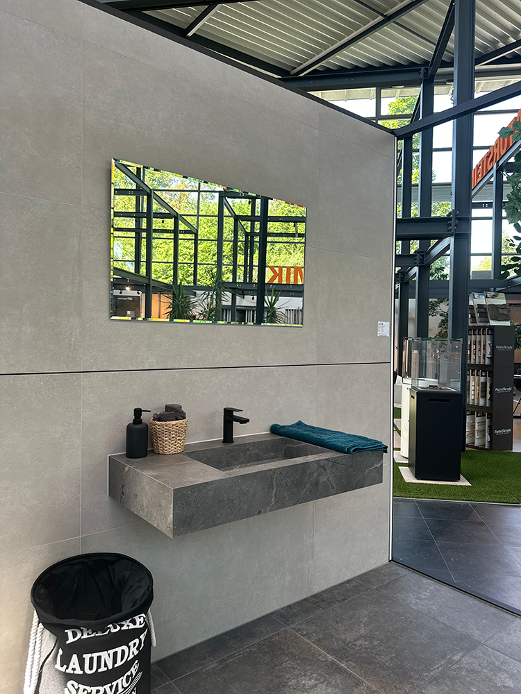 martin-meier-baukeramik-ausstellung-bad-waschbecken-02